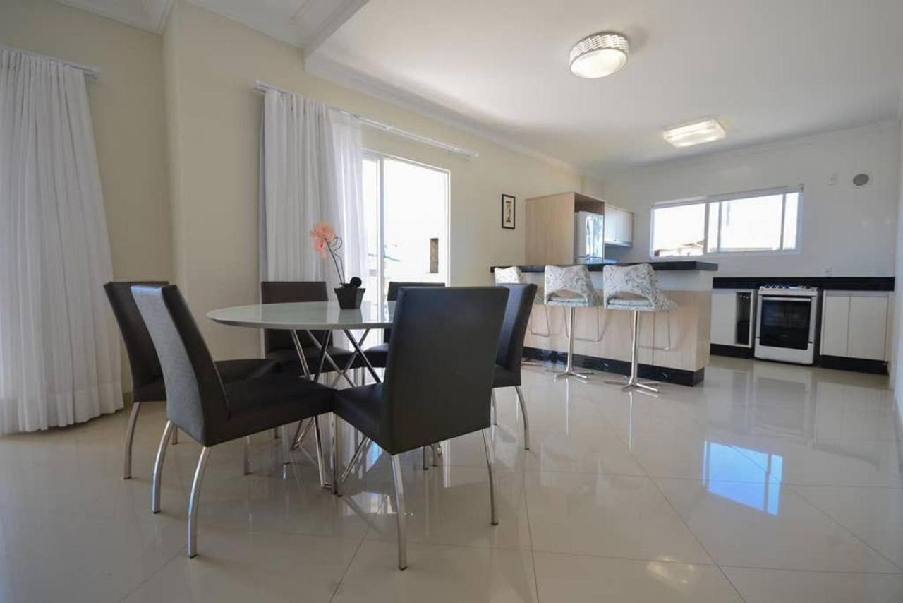Baia Dos Golfinhos Apartment Bombinhas Luaran gambar