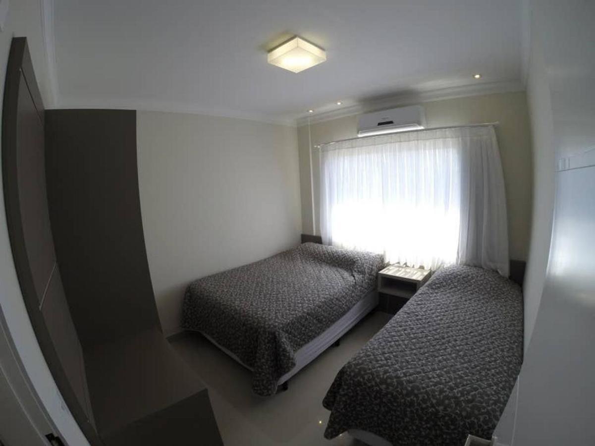 Baia Dos Golfinhos Apartment Bombinhas Luaran gambar